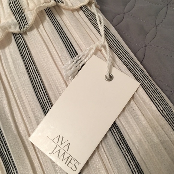 Beautiful striped flowing skirt - Picture 5 of 13